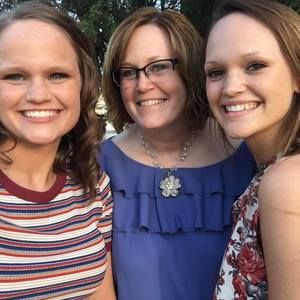 Meet your Posher, Karin